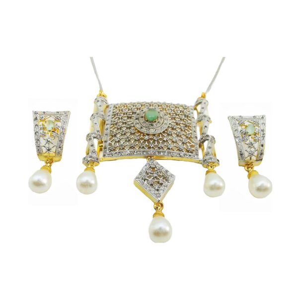 Agate Locket Set Design with Pearls & Diamonds